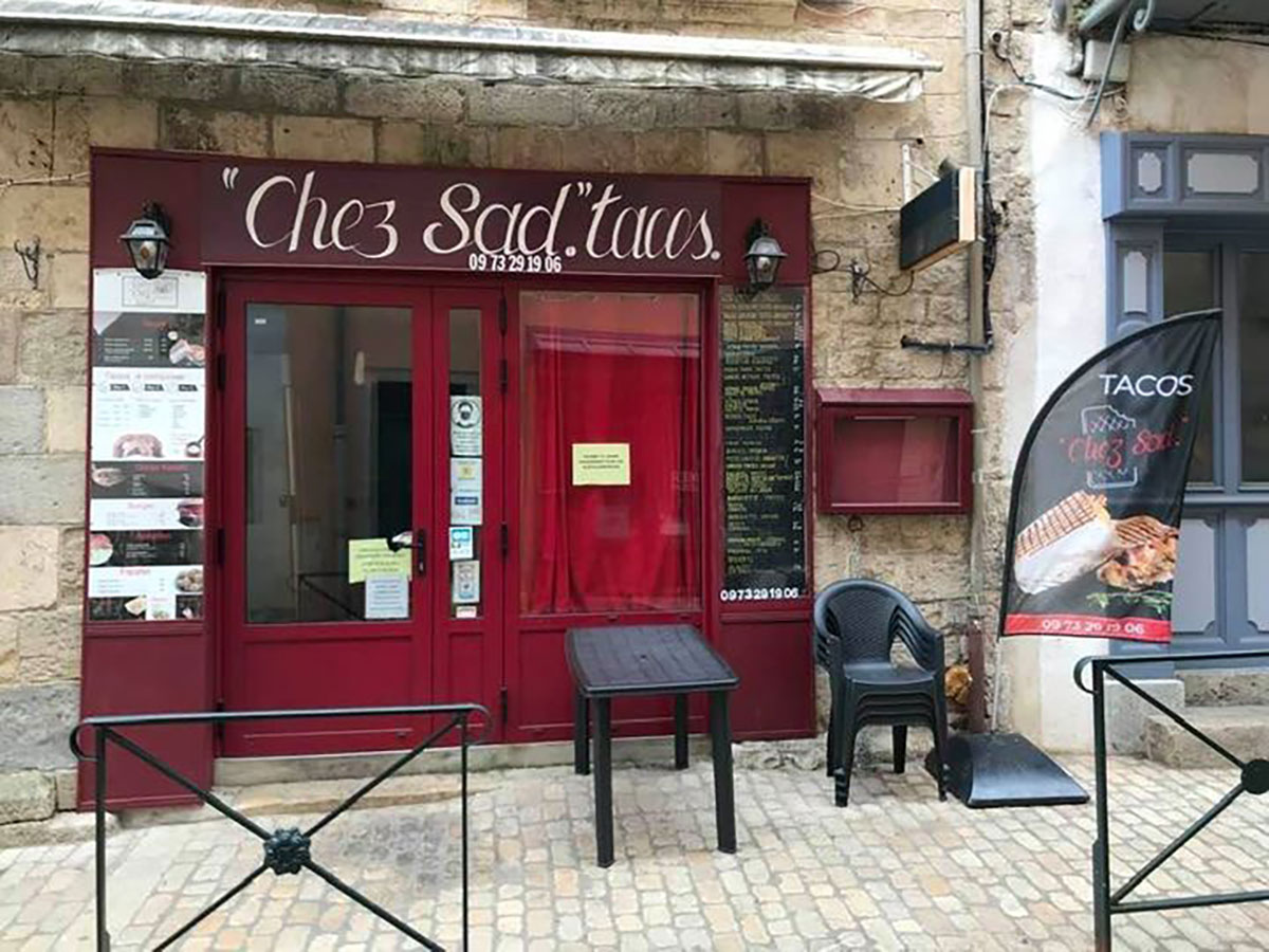 chez-sad-ext